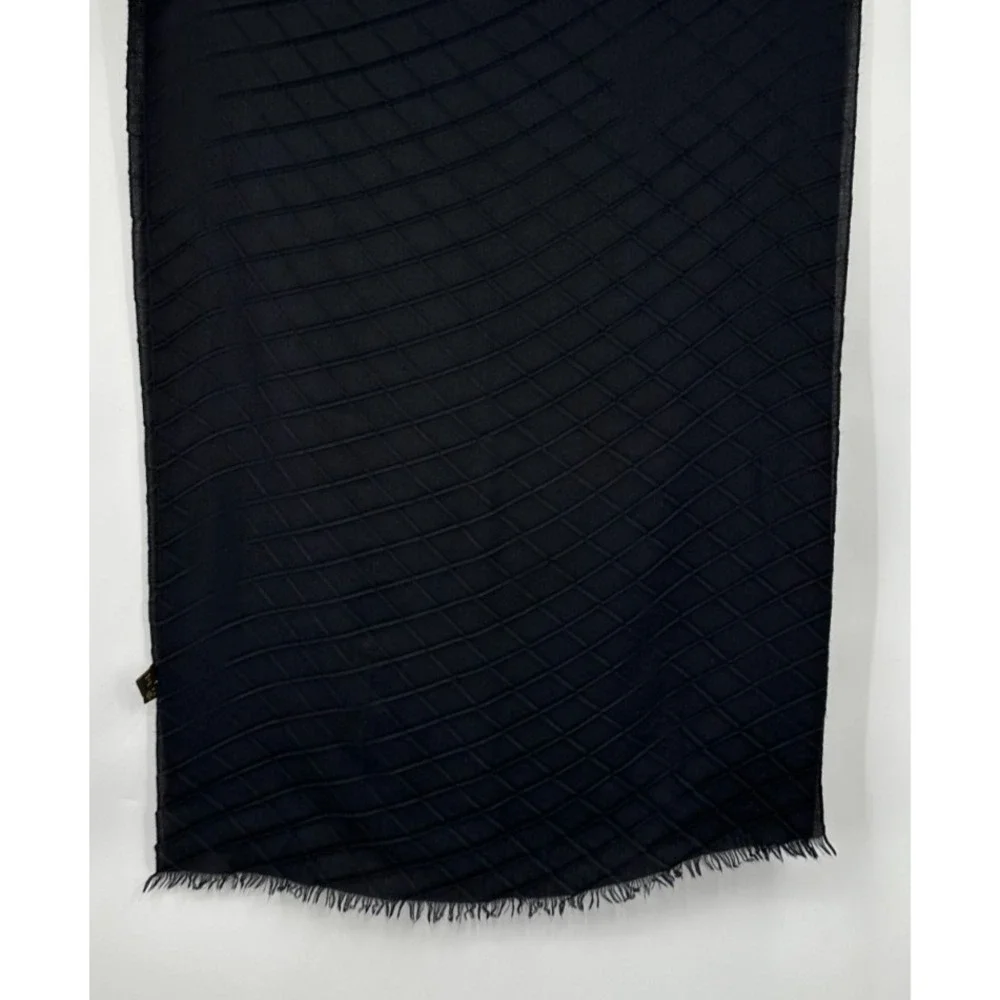 Loro‎ Piana Womens Designer Black Cashmere Diamond Rectangular Pashmina Scarf